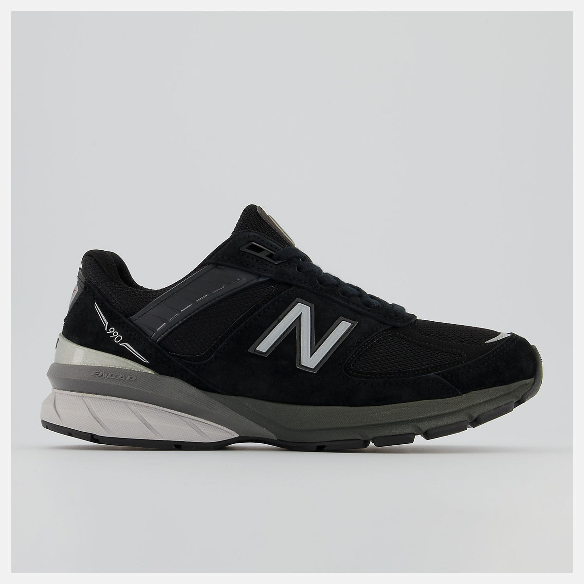 Made in US 990v5 / New Balance Women
