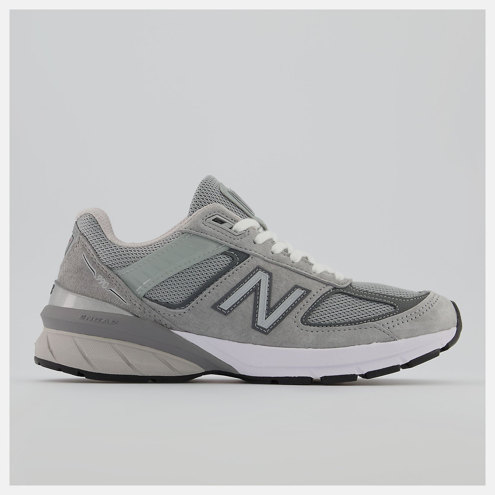 Made in US 990v5 / New Balance Women
