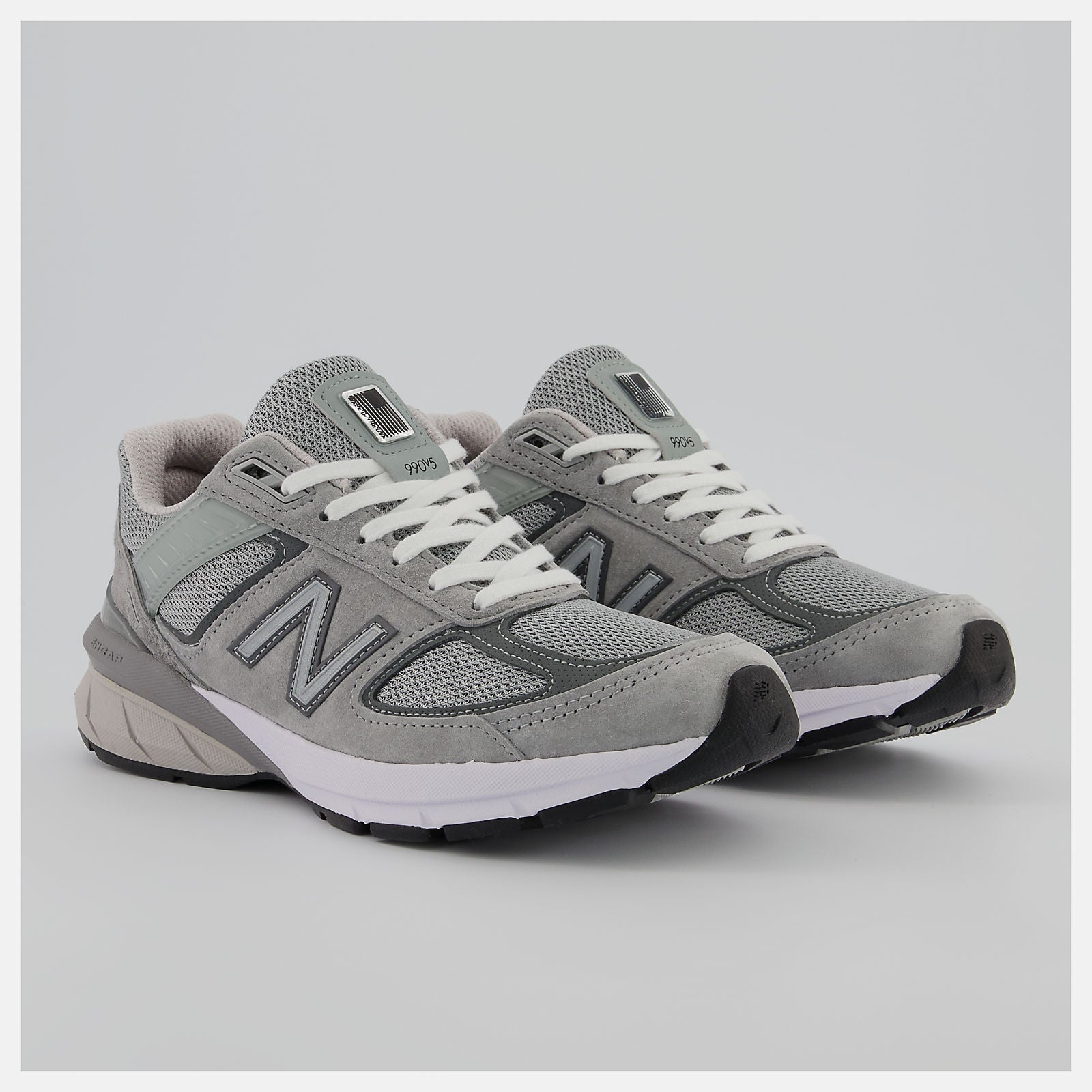 Made in US 990v5 / New Balance Women