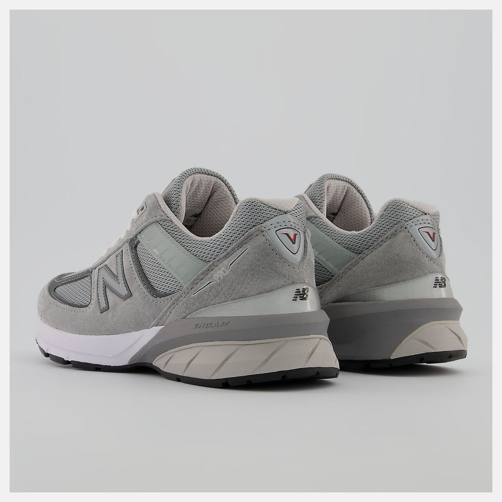 Made in US 990v5 / New Balance Women