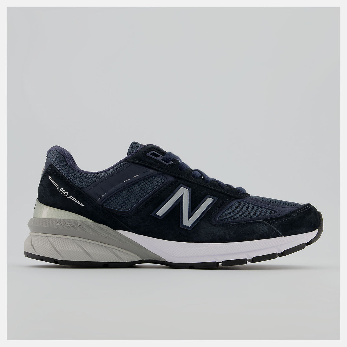 Made in US 990v5 / New Balance Women