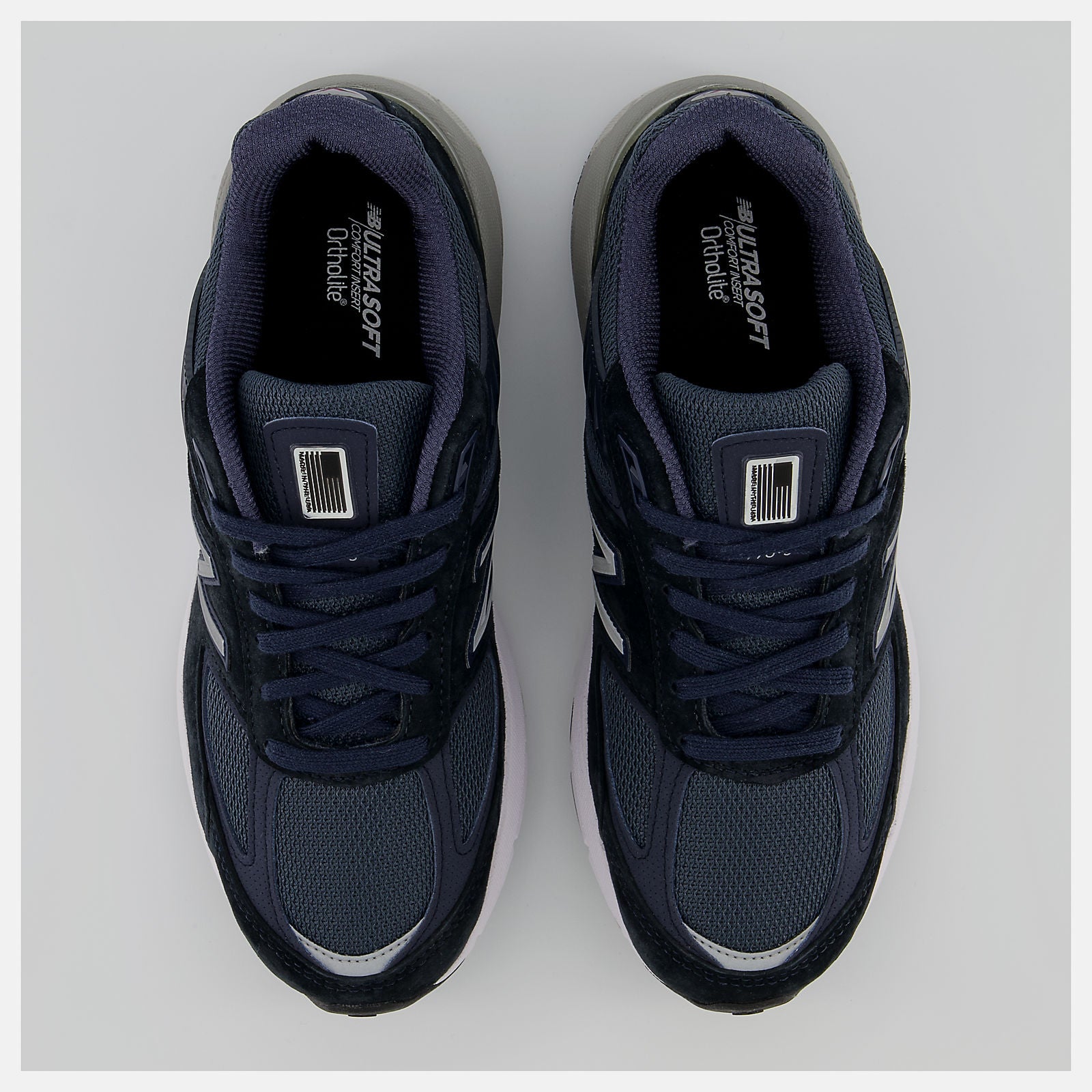 Made in US 990v5 / New Balance Women