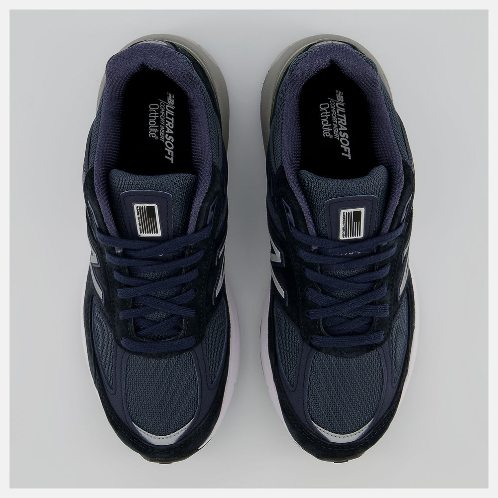 Made in US 990v5 / New Balance Women
