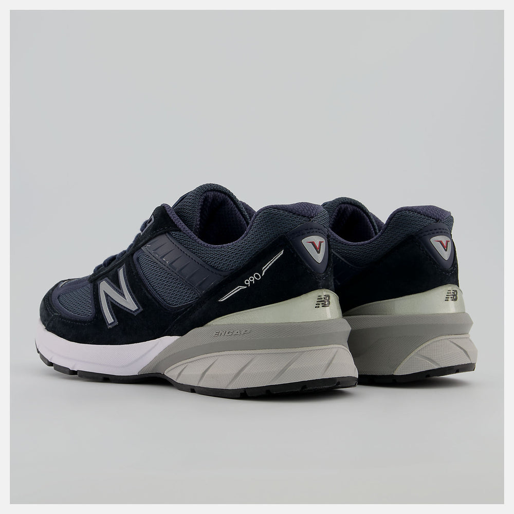 Made in US 990v5 / New Balance Women