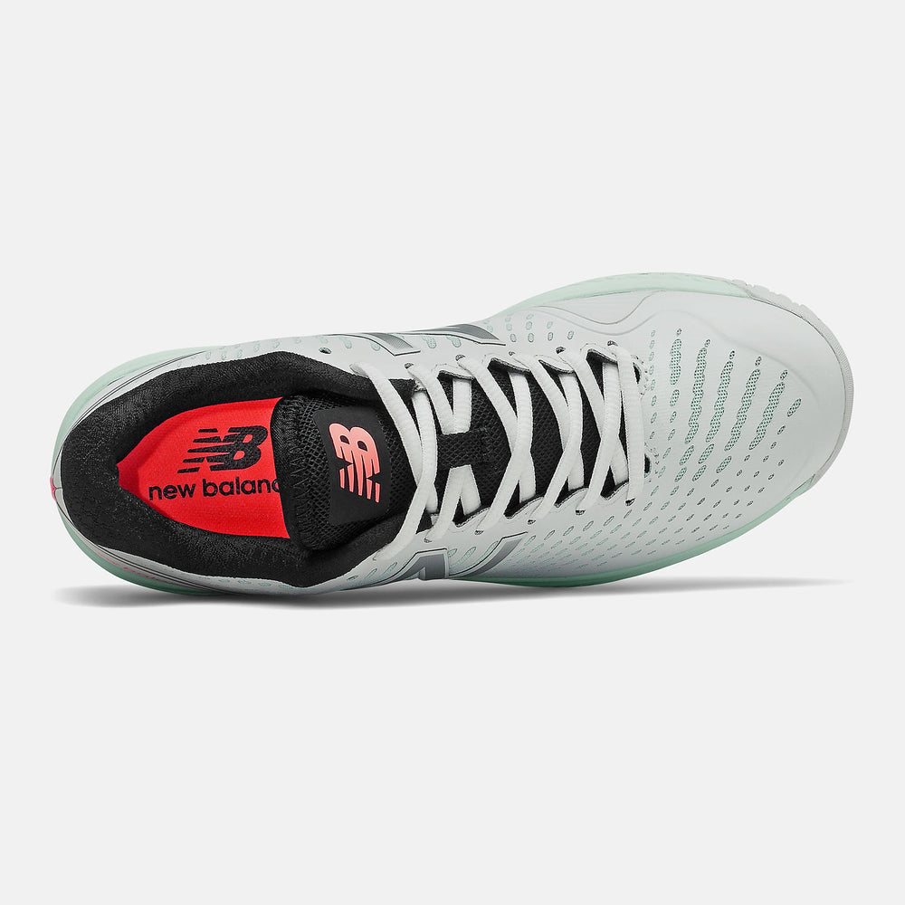 796v2 / New Balance Women
