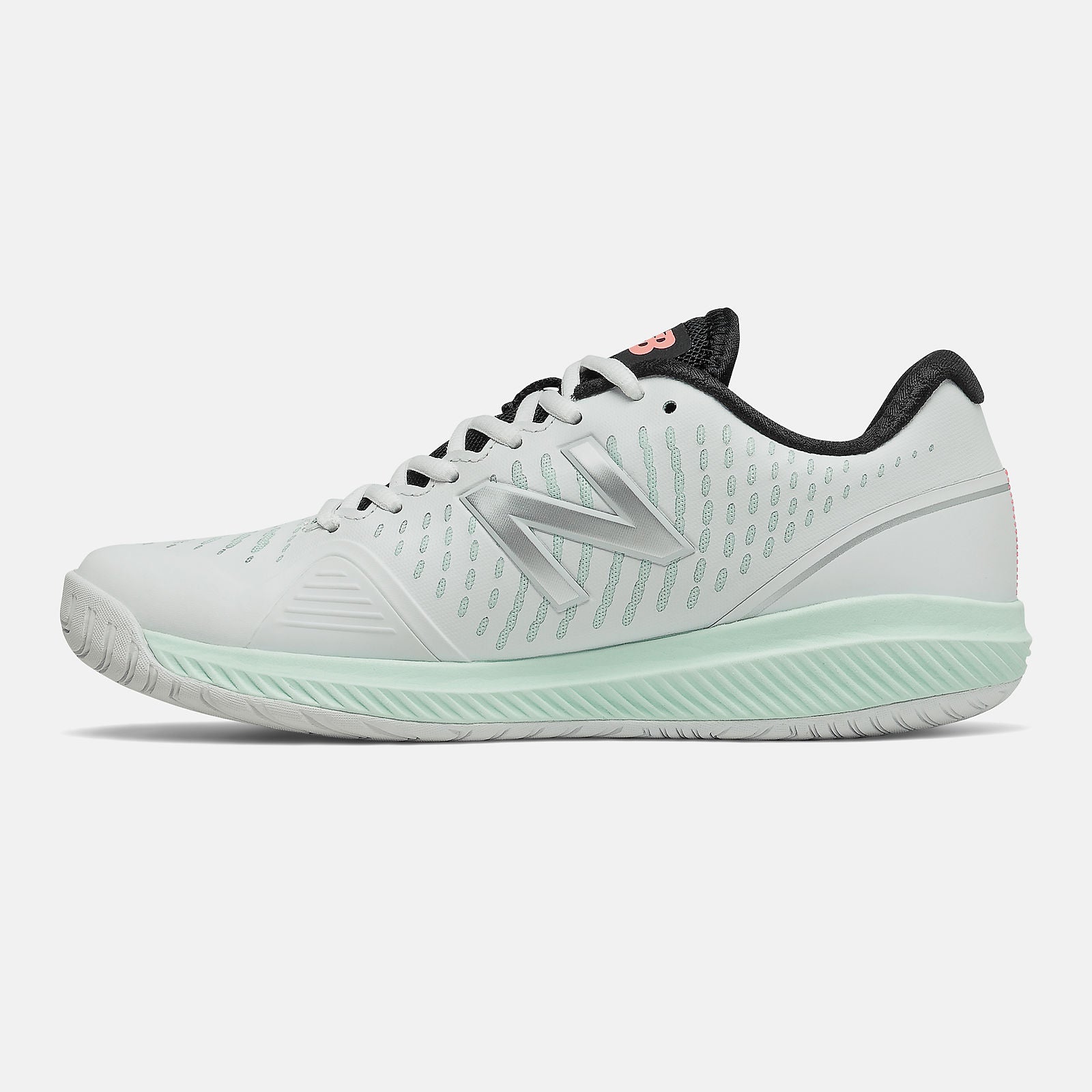 796v2 / New Balance Women