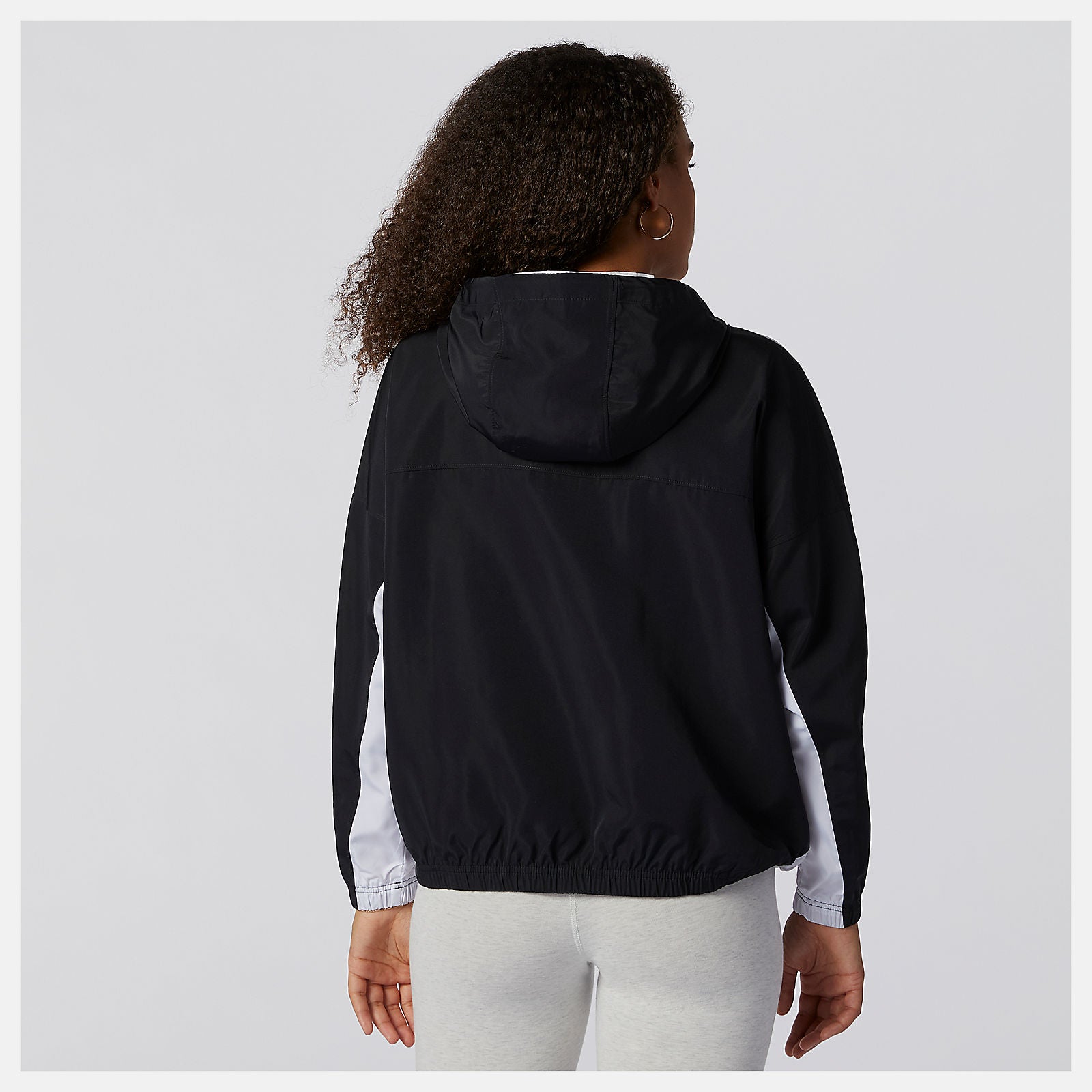 NB Essentials Windbreaker Anorak Jacket / New Balance Women