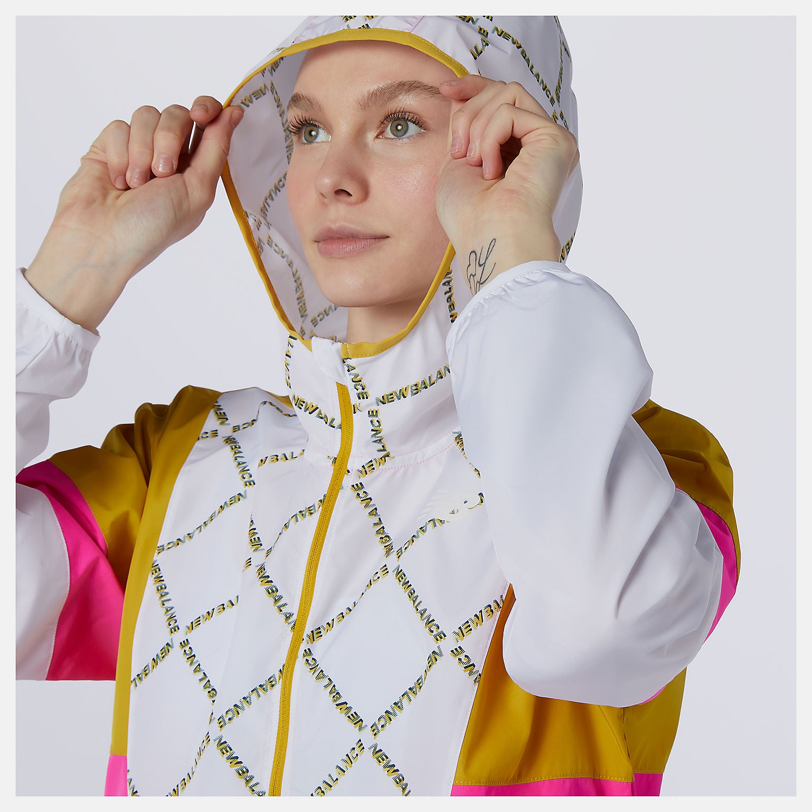 Printed Fast Flight Jacket / New Balance Women