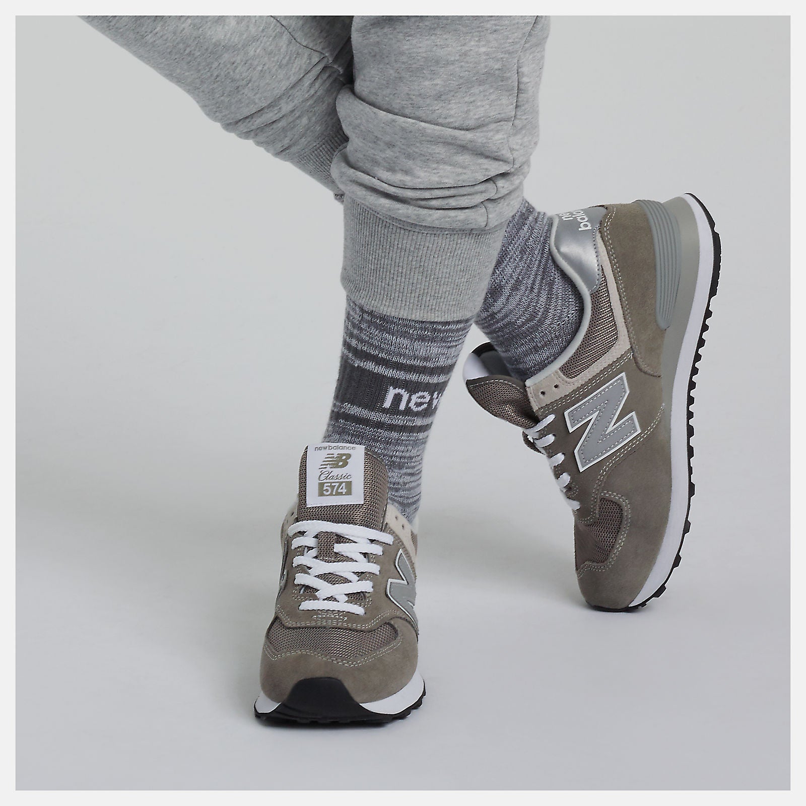 574 Core / New Balance Women