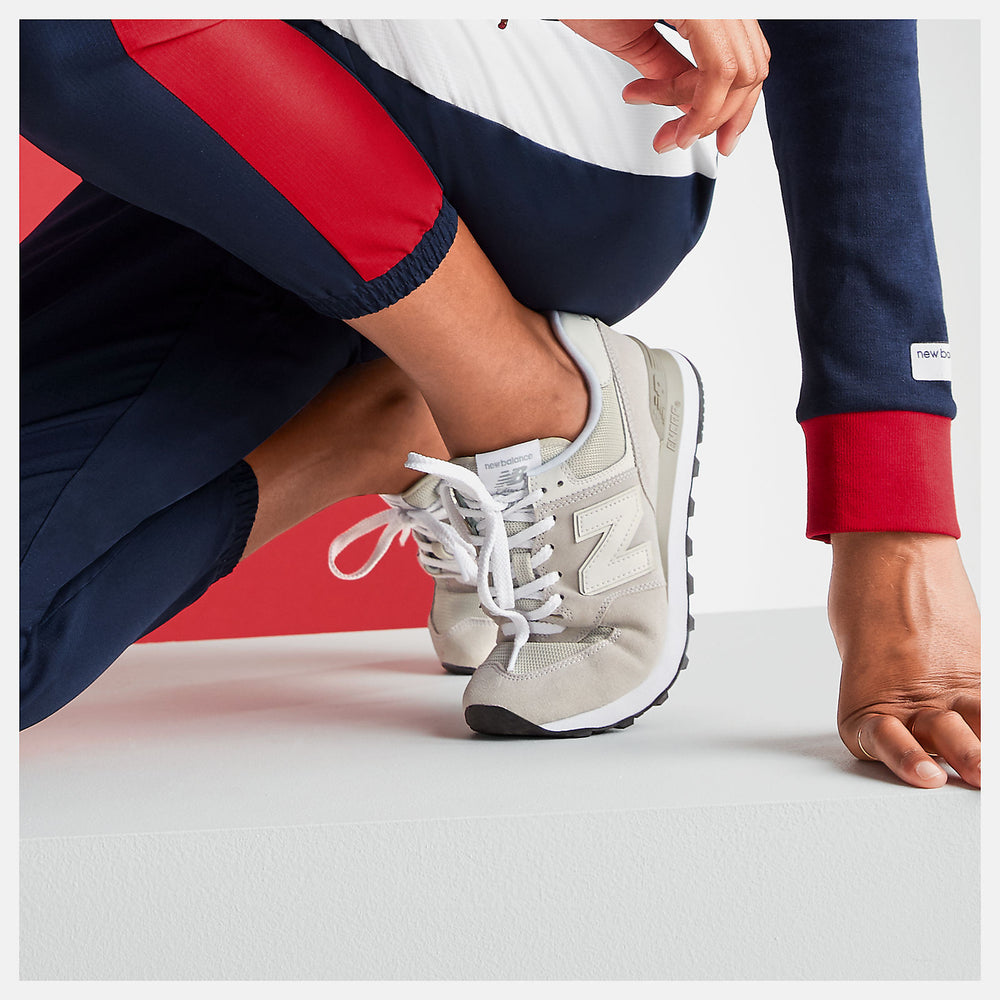 574 Core / New Balance Women