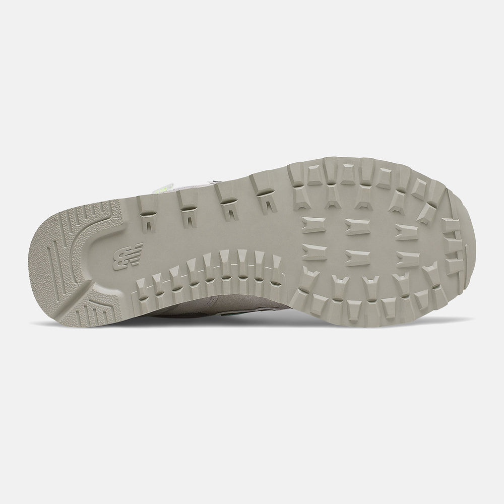 574 / New Balance Women