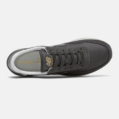 720 / New Balance Women