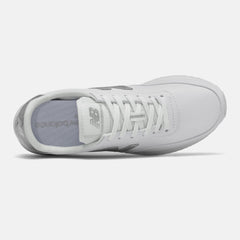 720 / New Balance Women