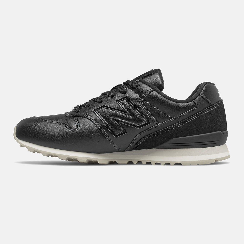 996 / New Balance Women