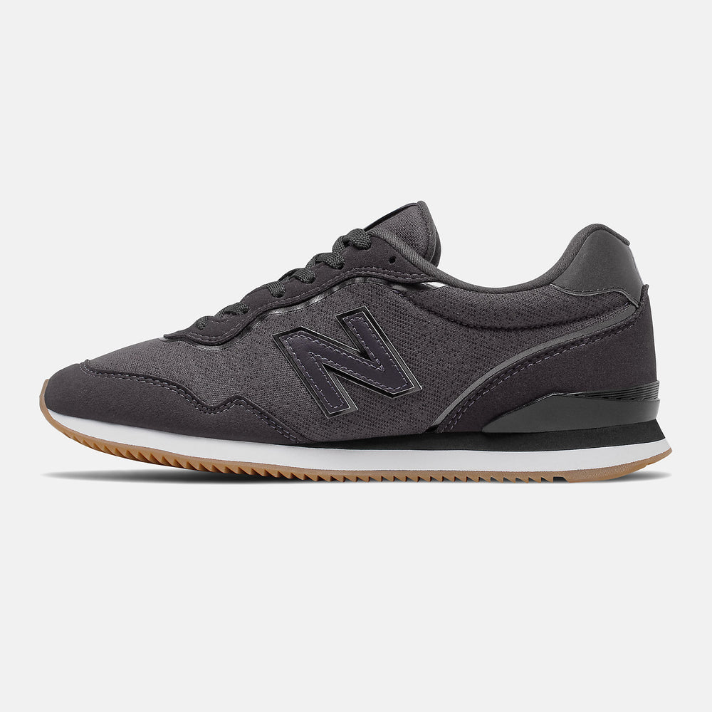 Sola Sleek / New Balance Women