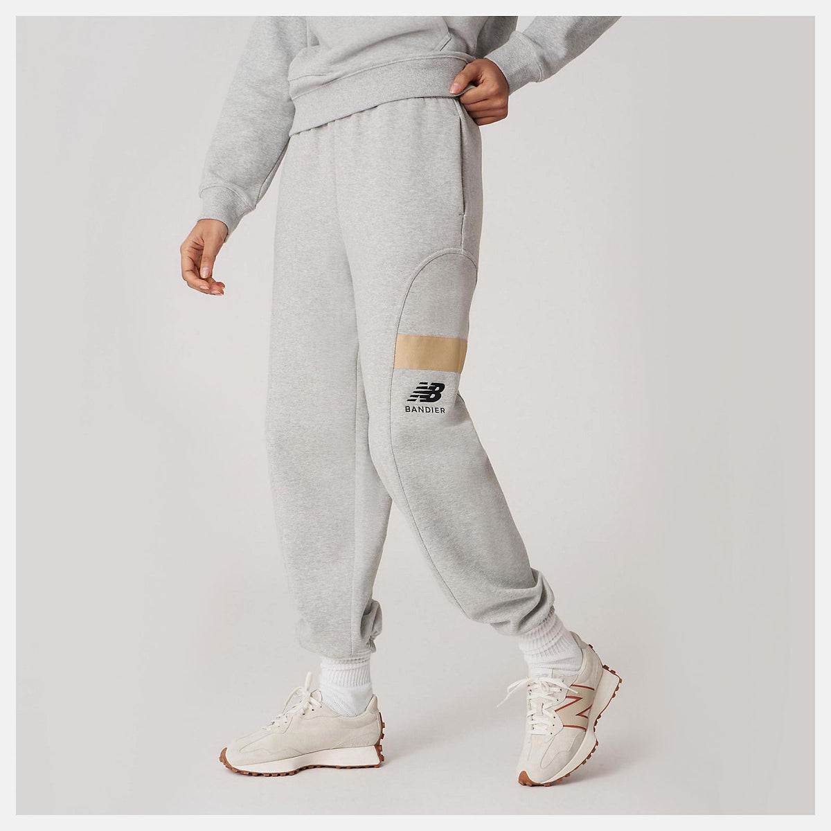 Bandier Fleece Jogger / New Balance Women