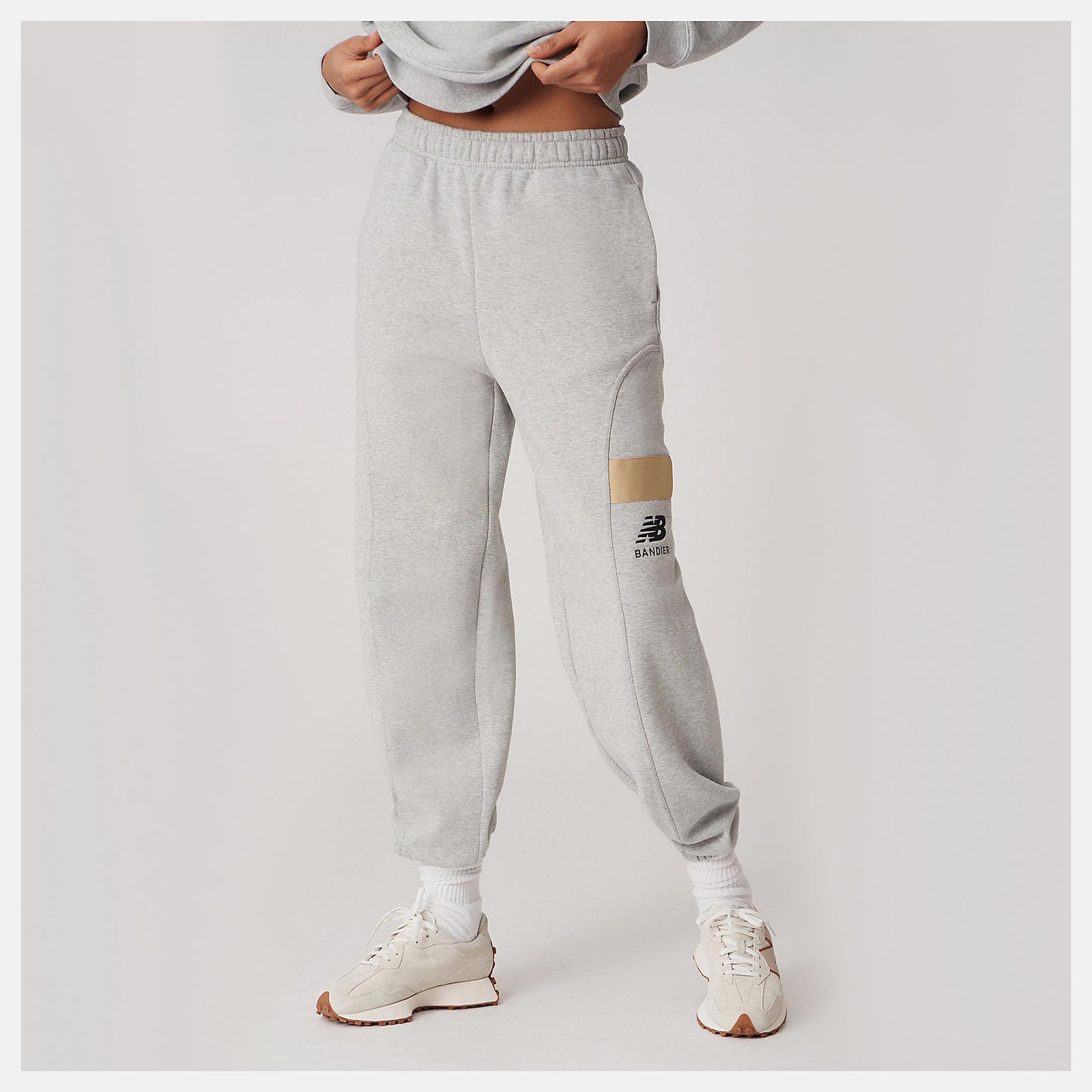 Bandier Fleece Jogger / New Balance Women