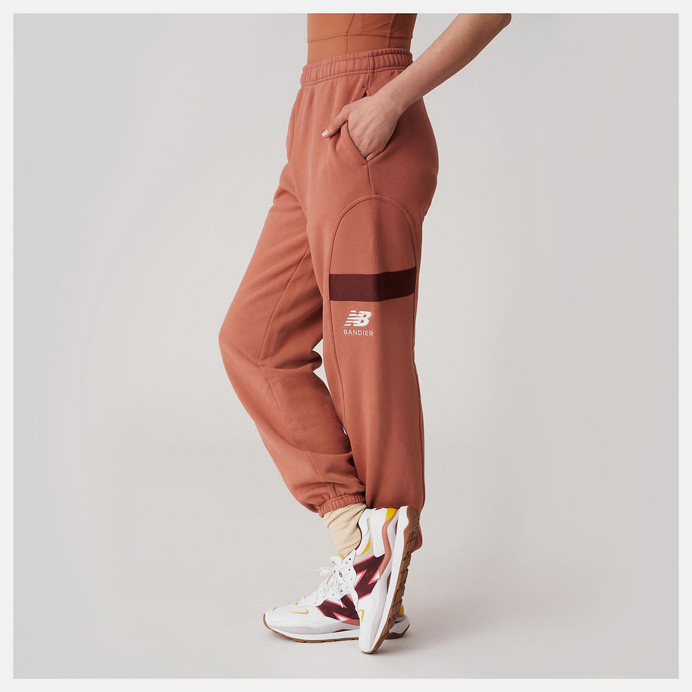 Bandier Fleece Jogger / New Balance Women