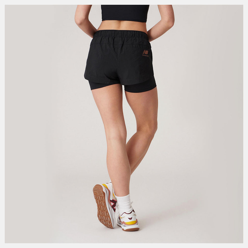 Bandier Woven tech Short / New Balance Women