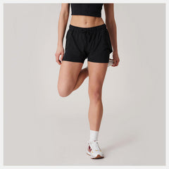 Bandier Woven tech Short / New Balance Women