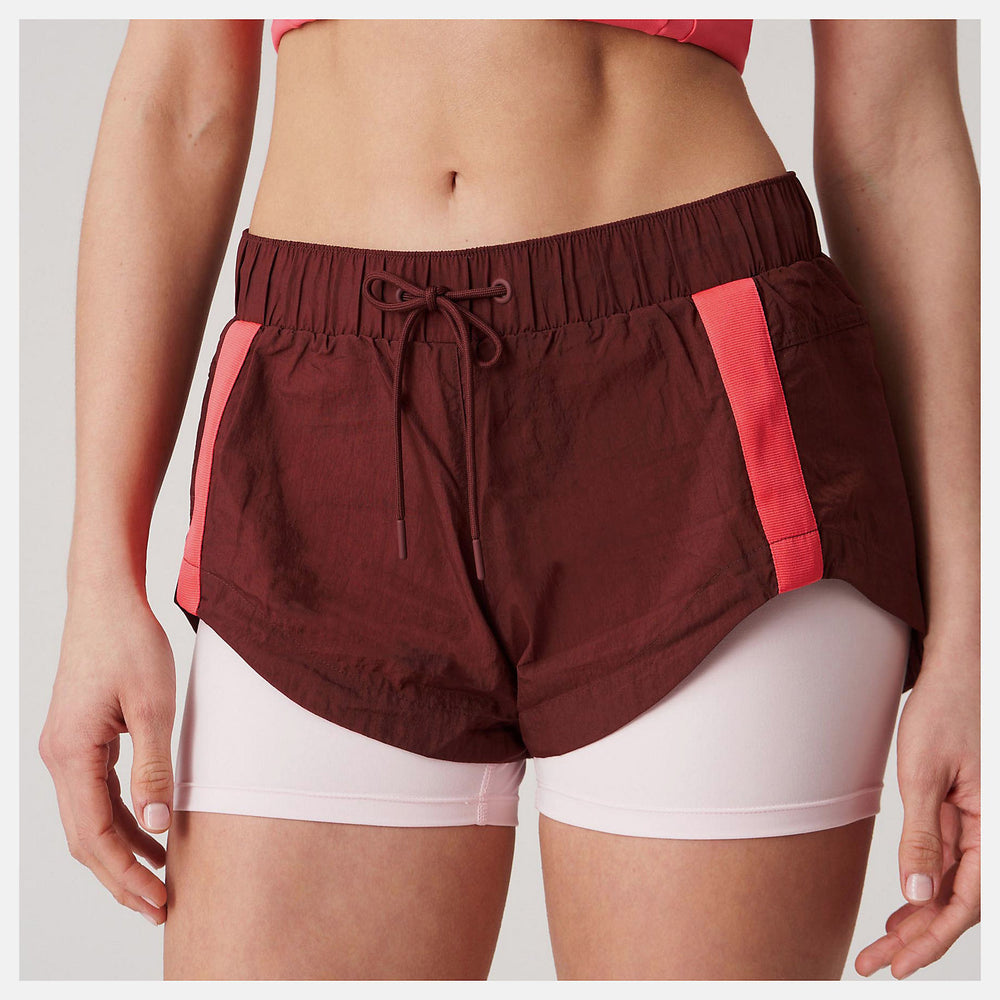 Bandier Woven tech Short / New Balance Women