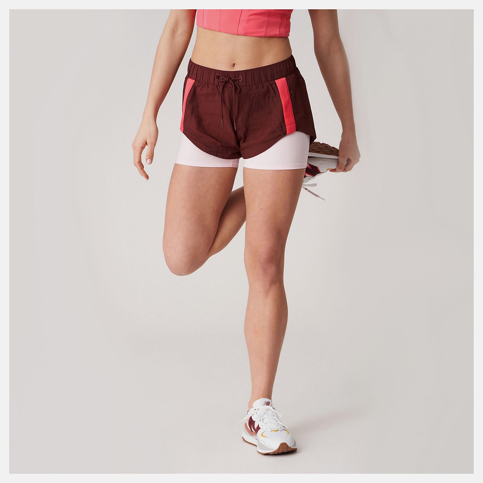 Bandier Woven tech Short / New Balance Women