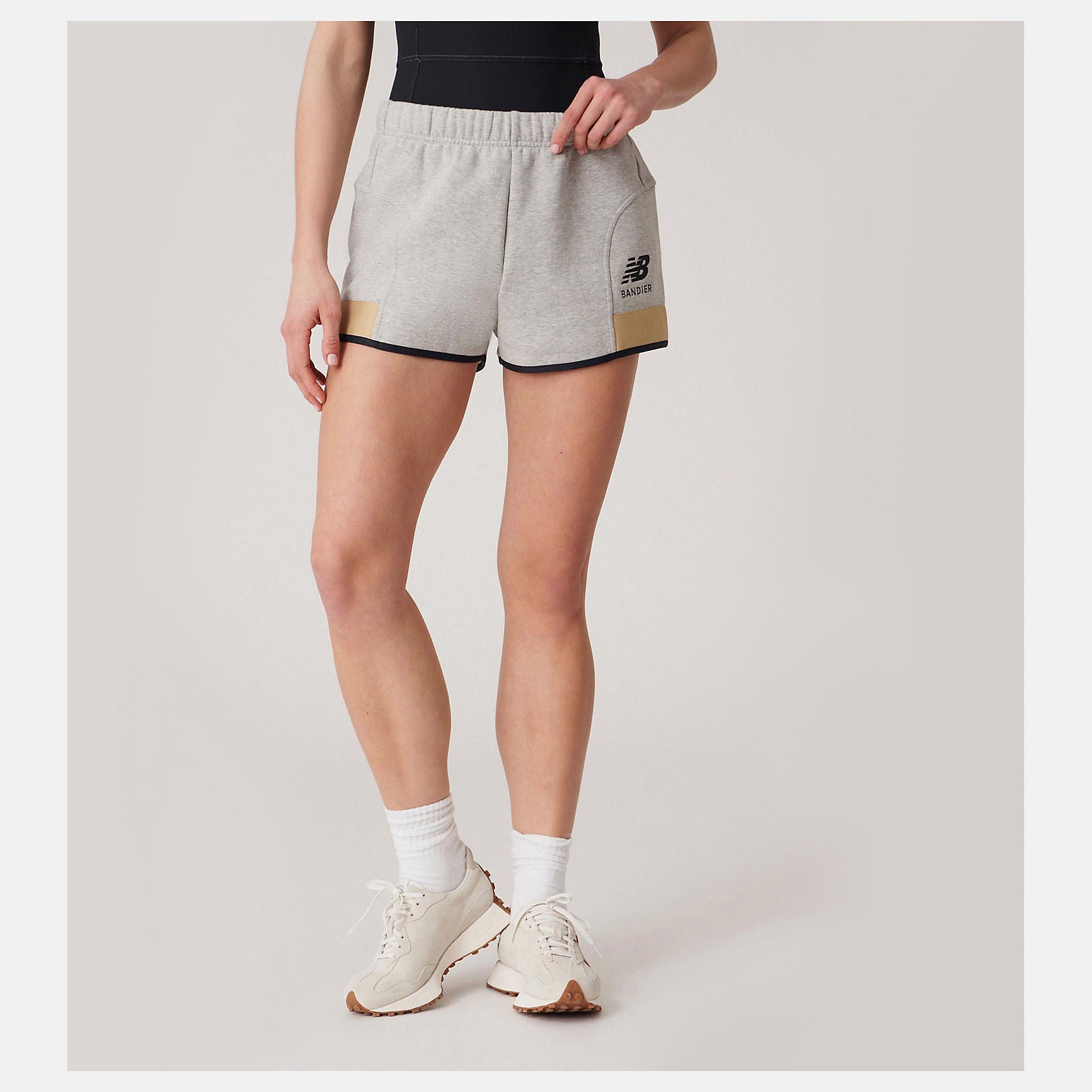 Bandier Fleece Short / New Balance Women