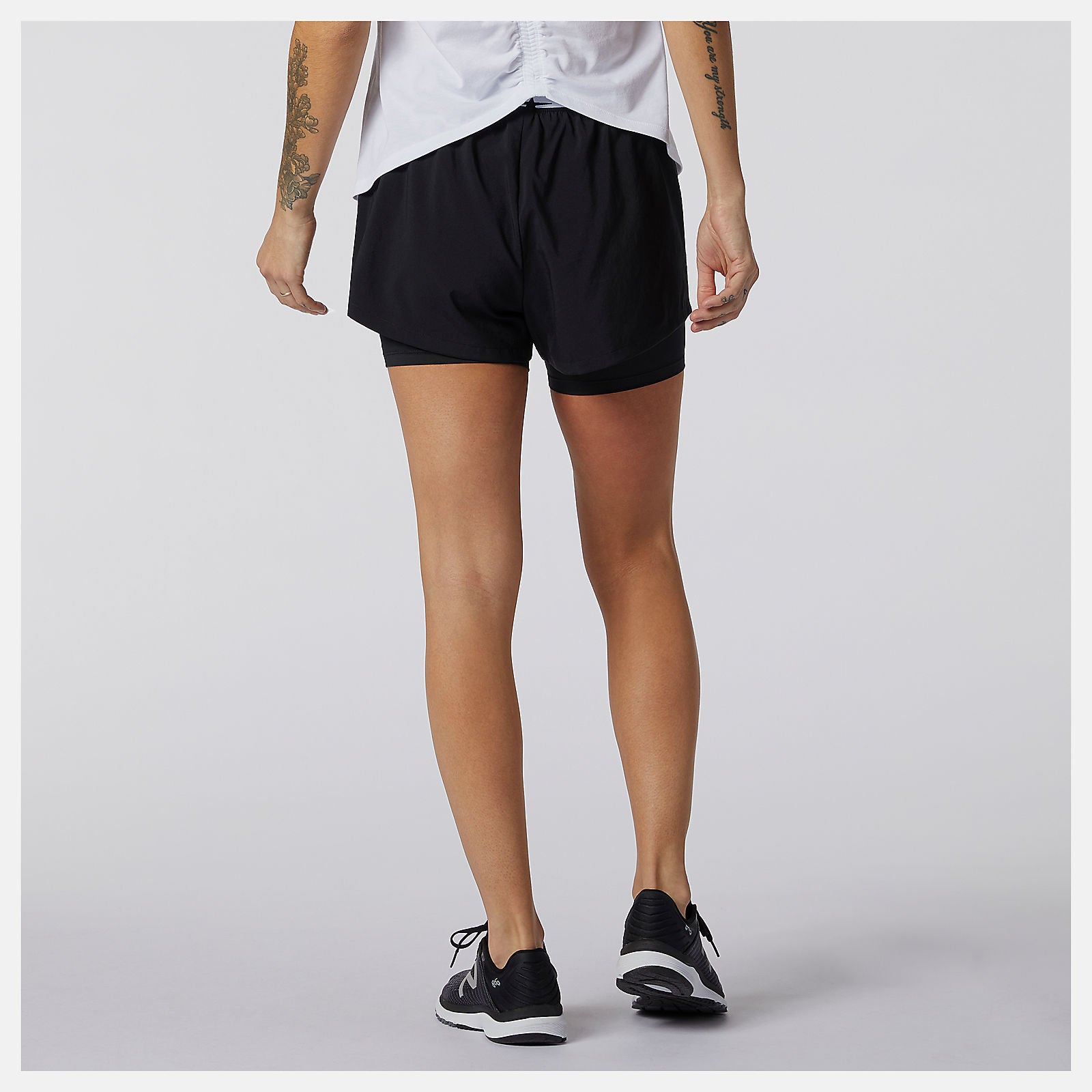 Relentless 2 In 1 Short / New Balance Women