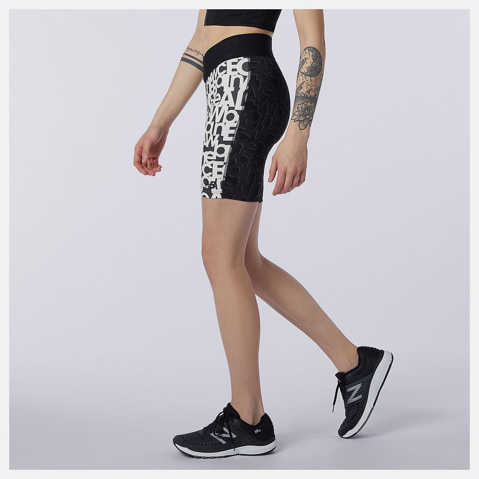 Relentless Printed Fitted Short / New Balance Women
