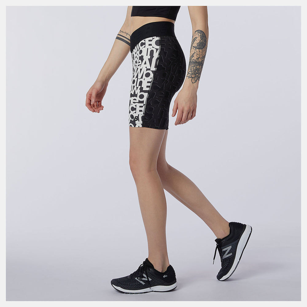 Relentless Printed Fitted Short / New Balance Women