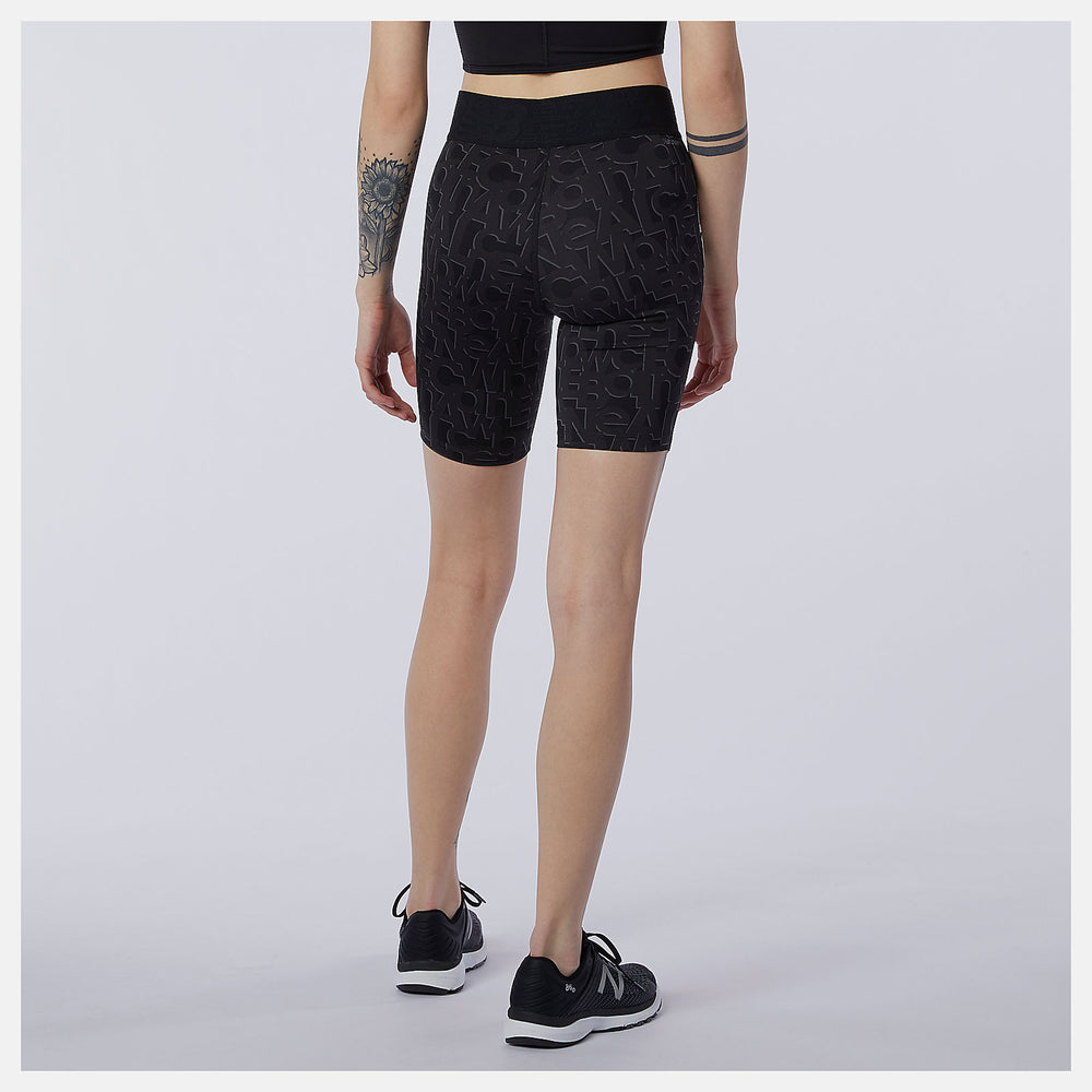 Relentless Printed Fitted Short / New Balance Women