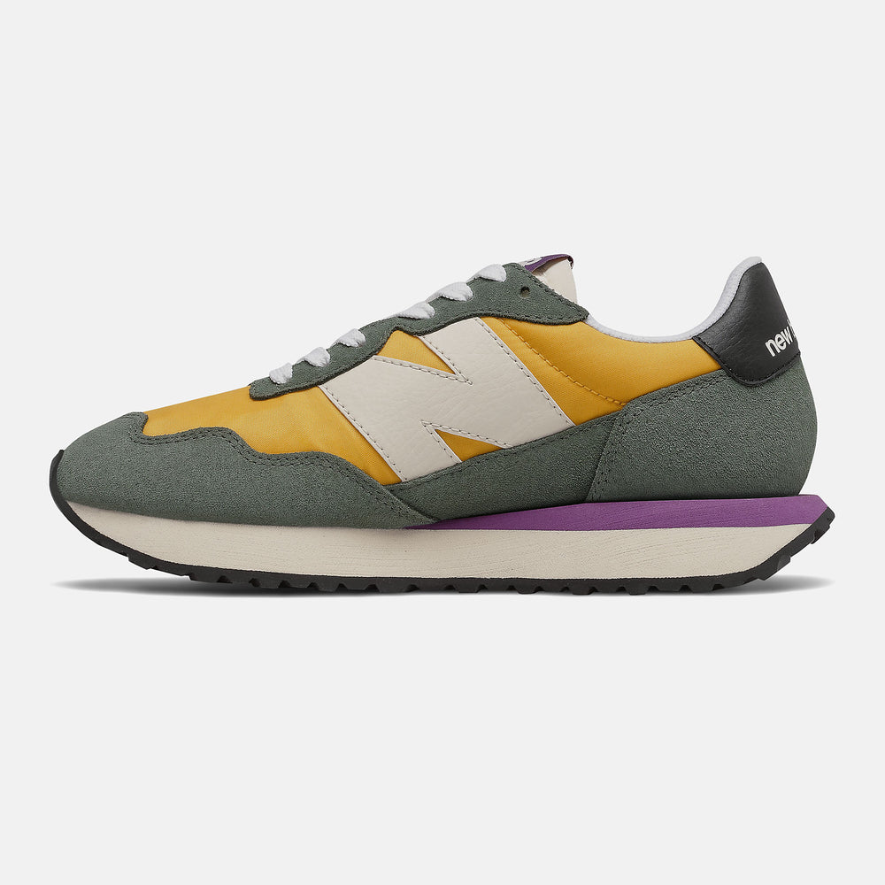 237 / New Balance Women