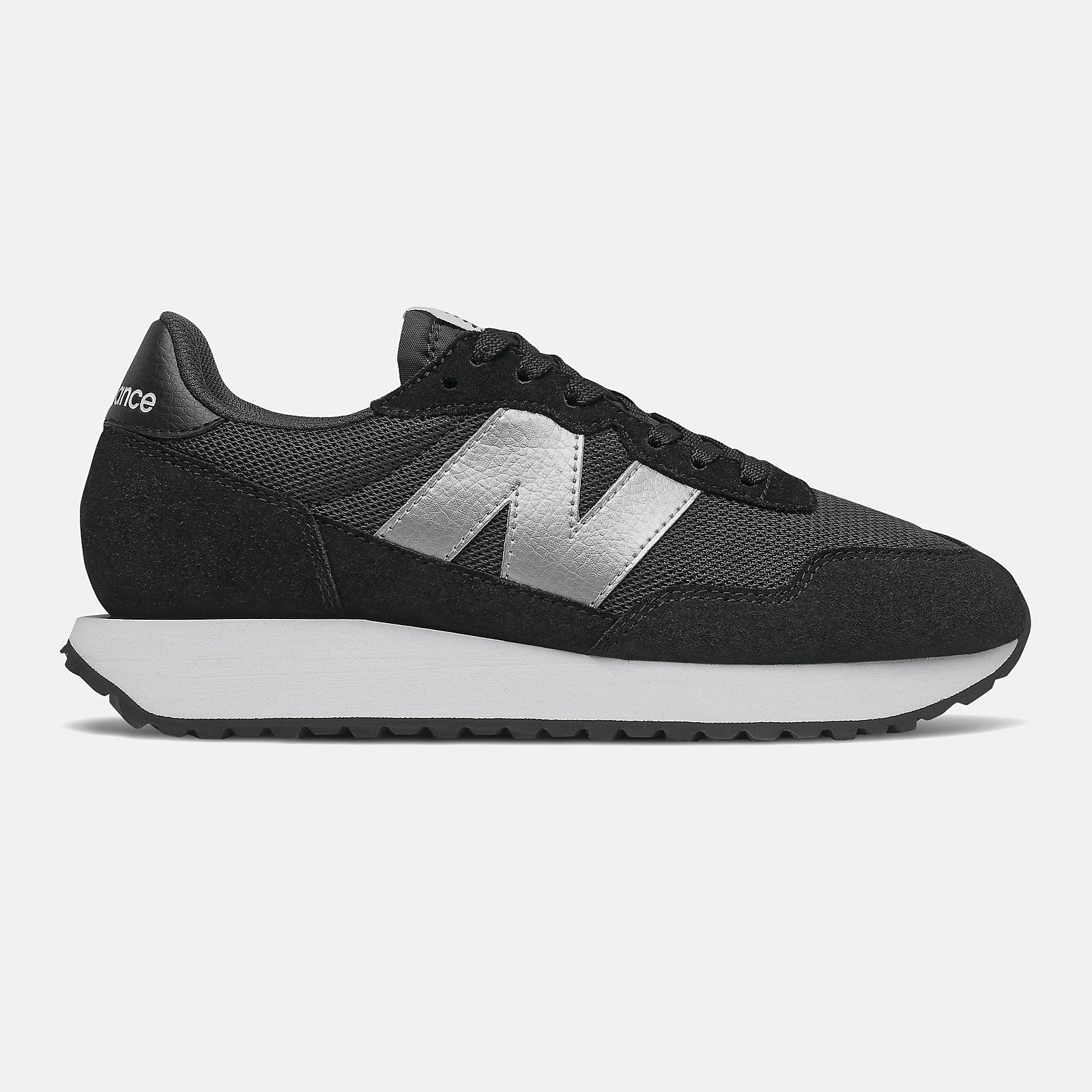 237 / New Balance Women
