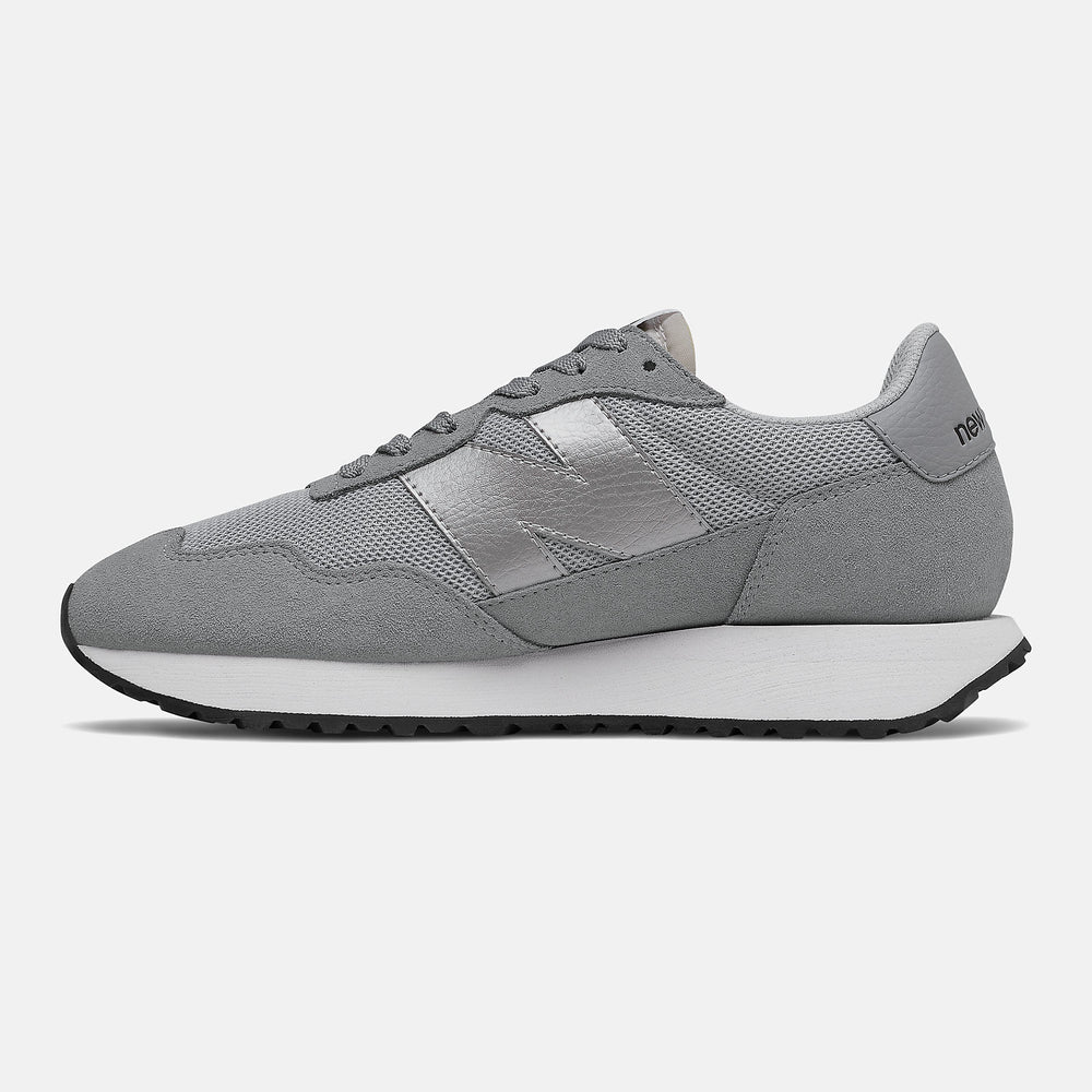 237 / New Balance Women