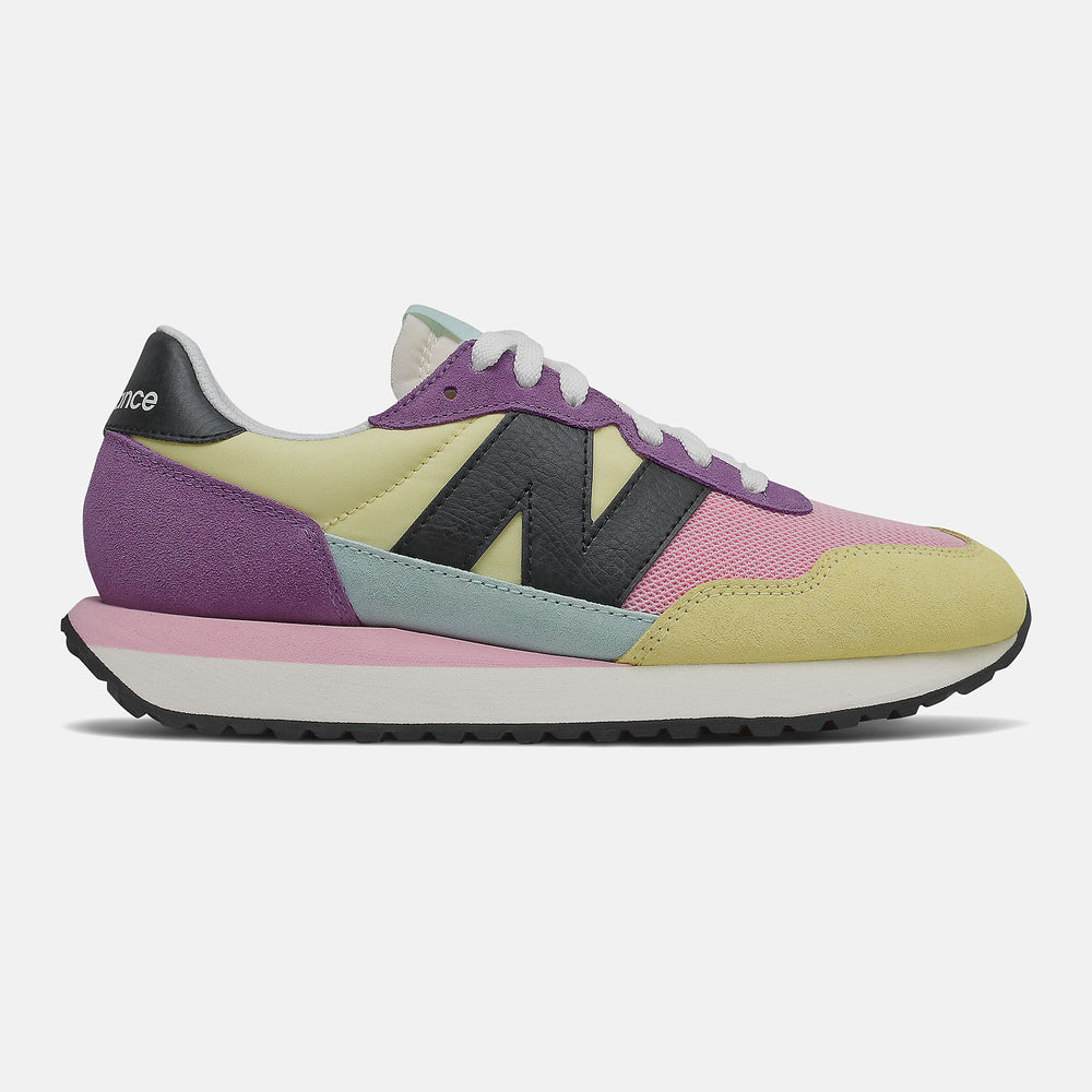 237 / New Balance Women