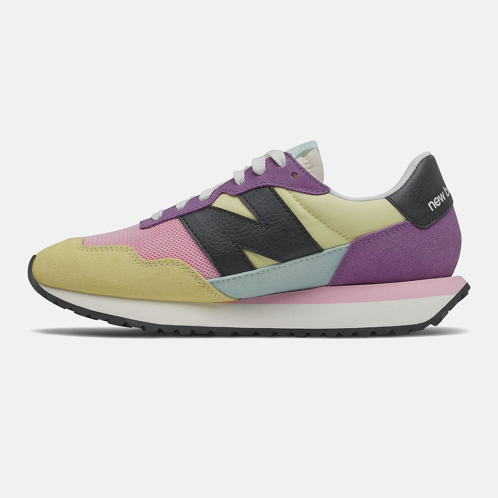 237 / New Balance Women