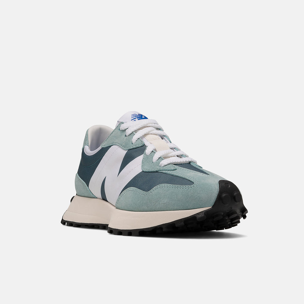 327 / New Balance Women