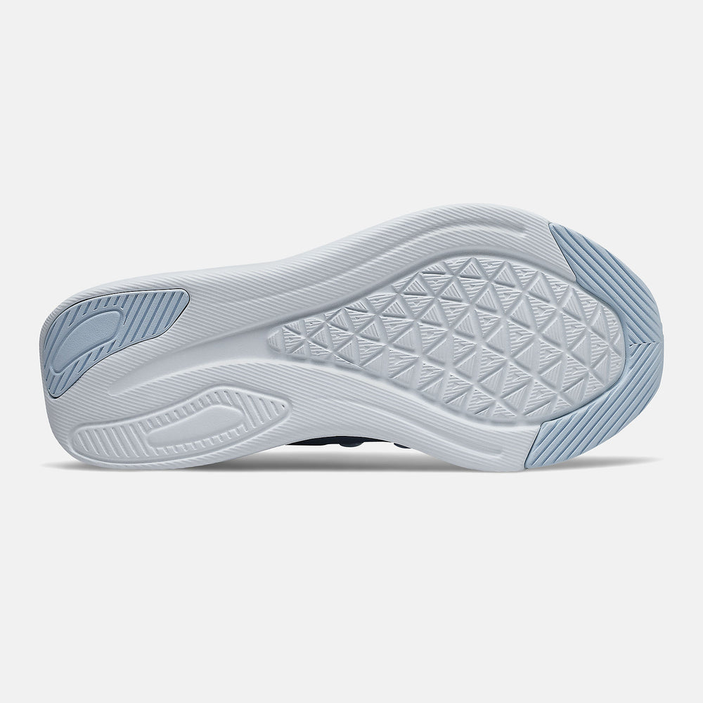 Beaya Slip On / New Balance Women