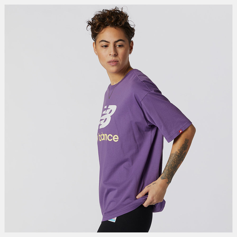 NB Essentials Stacked Logo Tee / New Balance Women