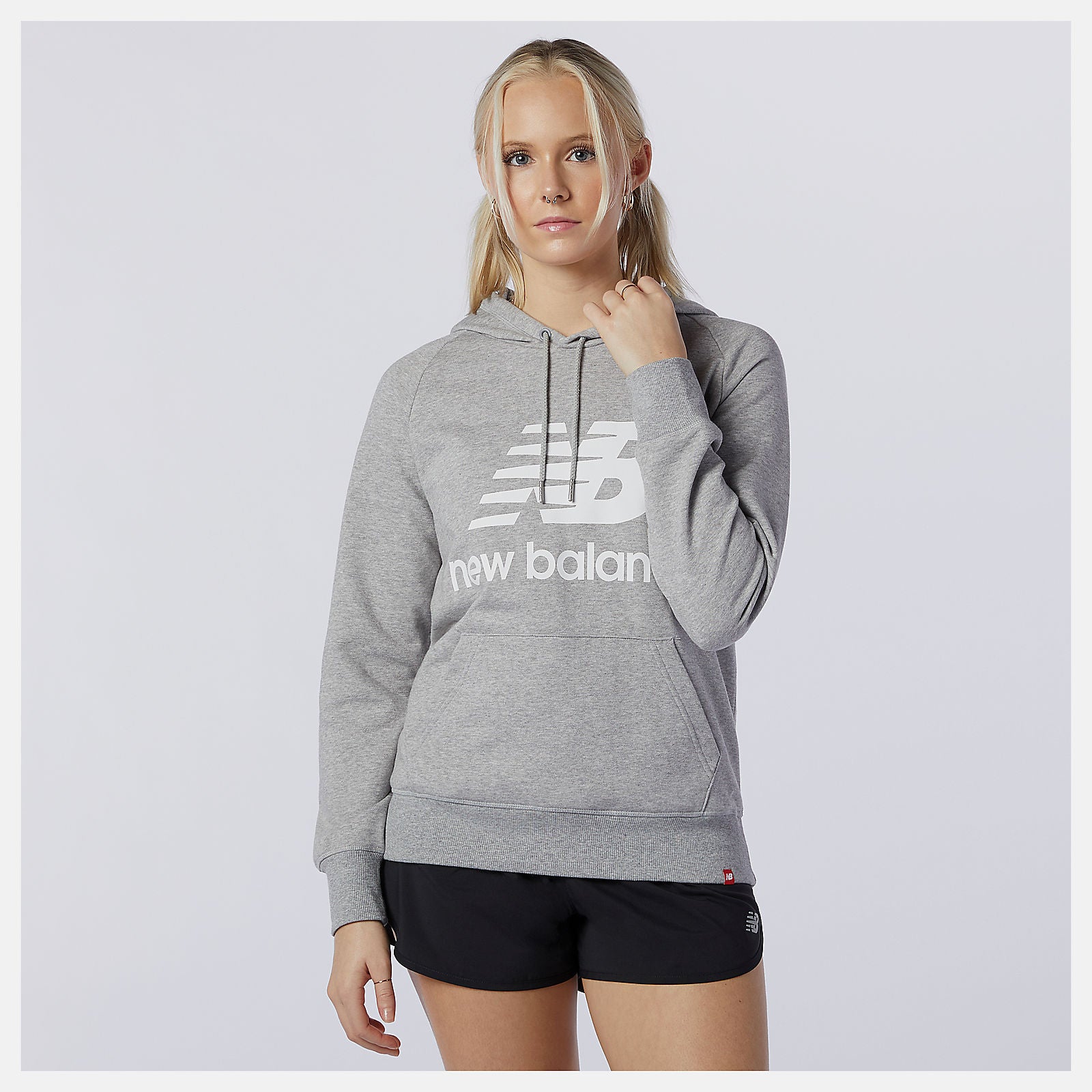 NB Essentials Pullover Hoodie / New Balance Women