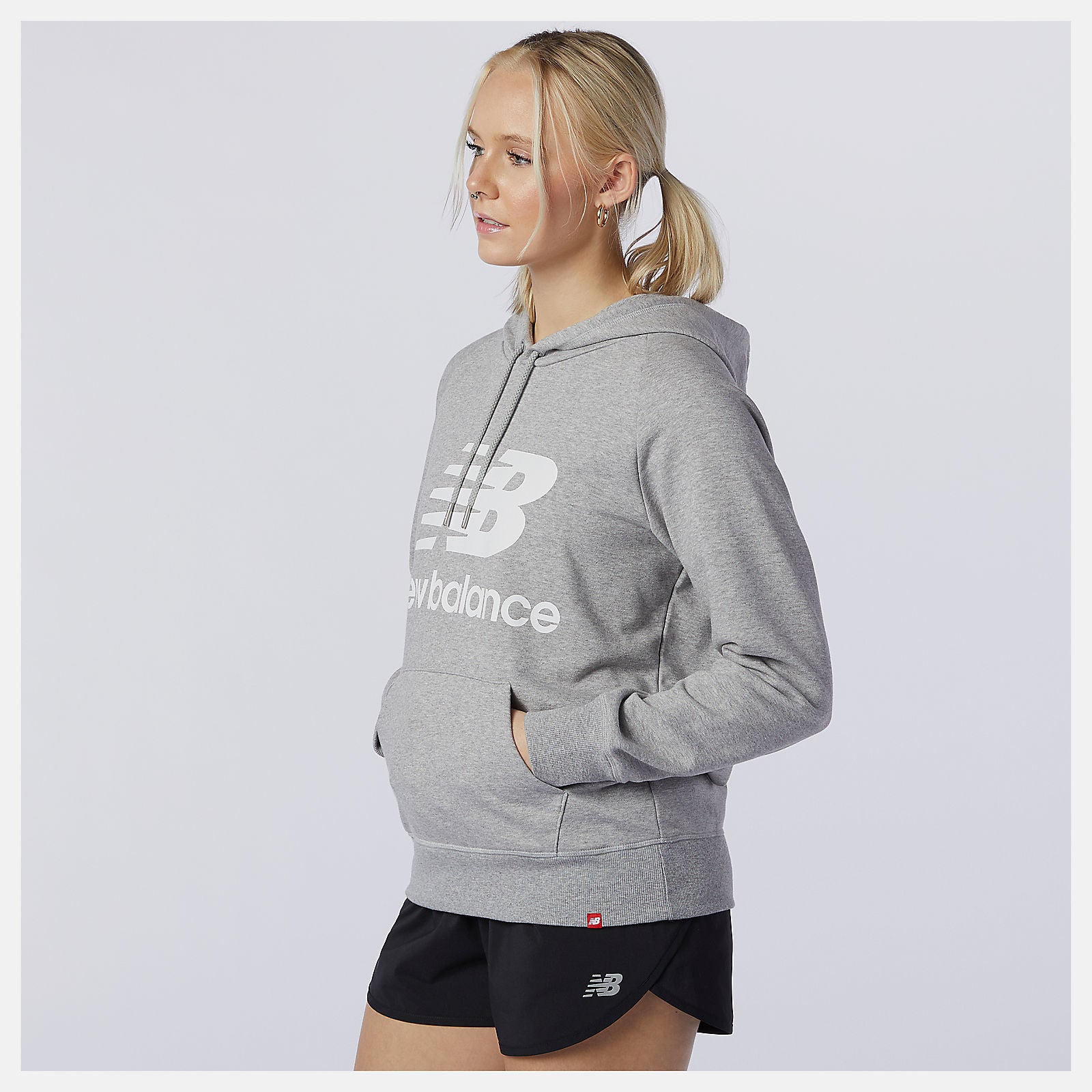 NB Essentials Pullover Hoodie / New Balance Women