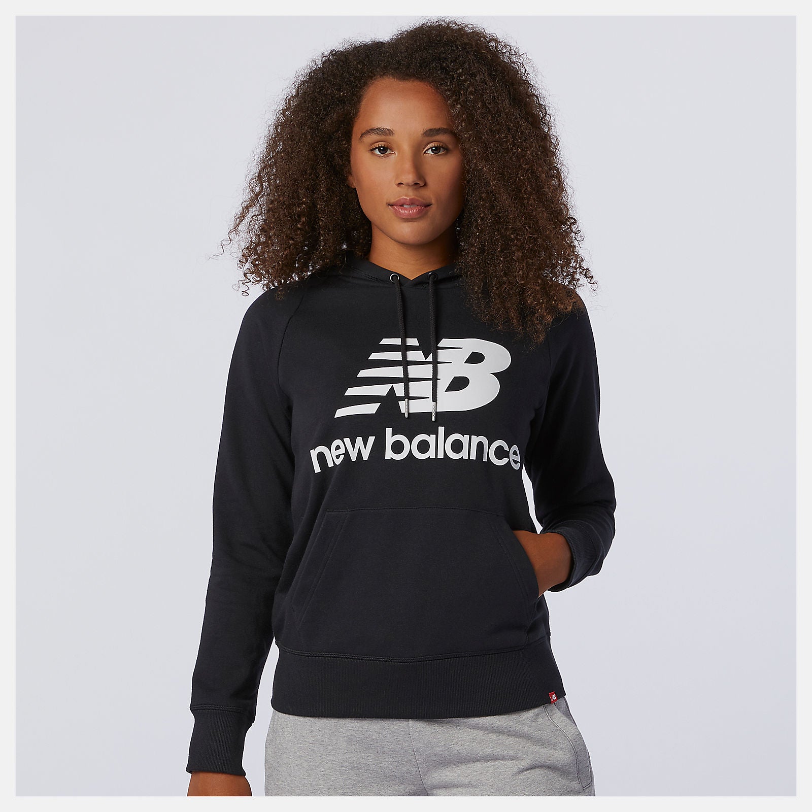 NB Essentials Pullover Hoodie / New Balance Women