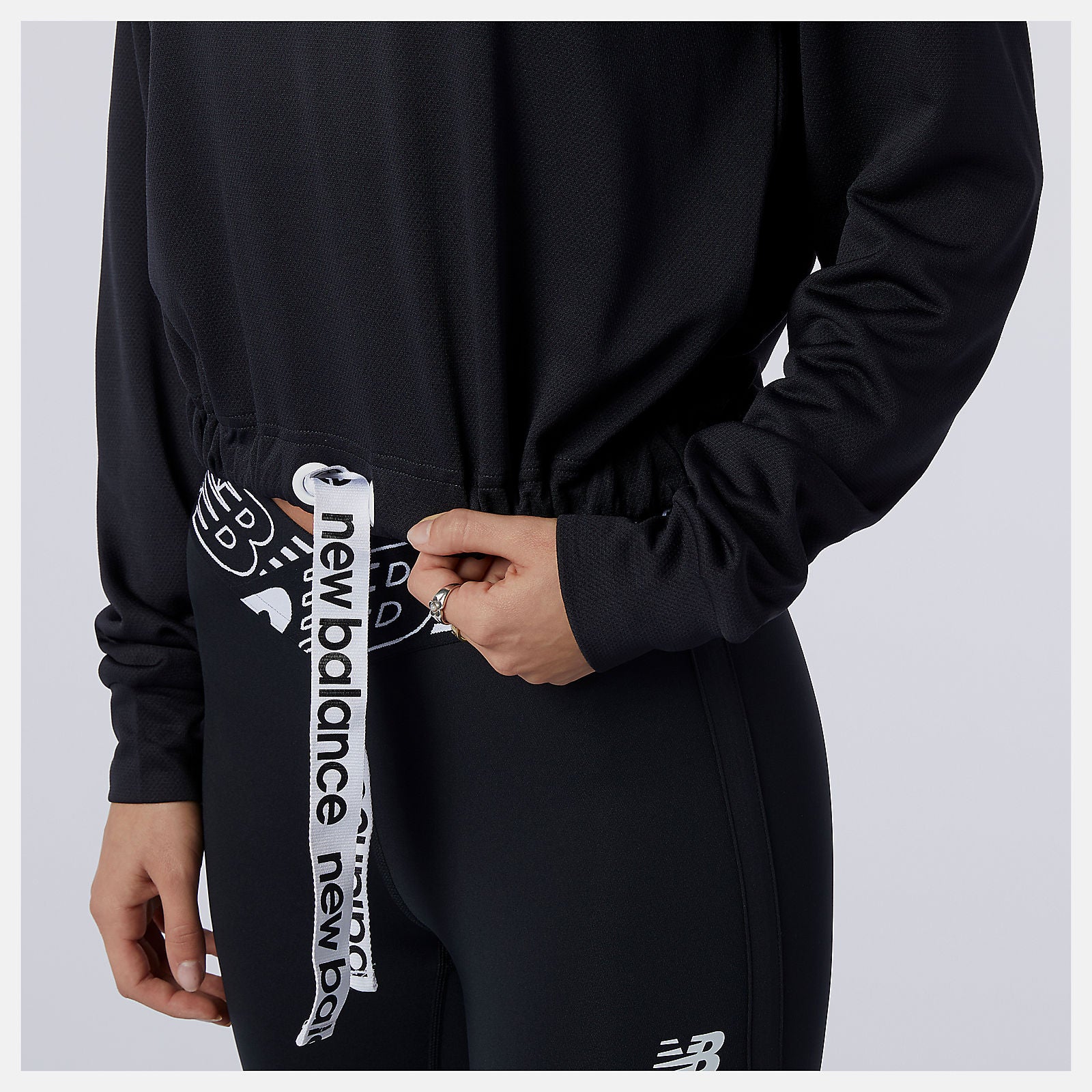 Relentless Cinched Hem Hoodie / New Balance Women