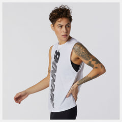 Relentless Cinched Back Graphic Tank / New Balance Women
