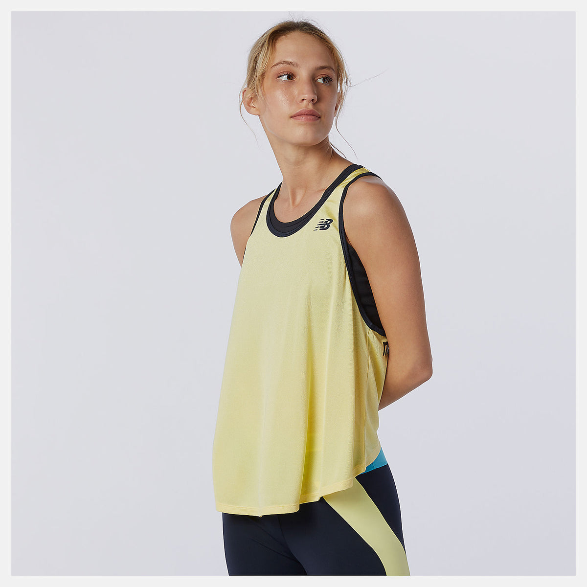Achiever Mesh Tank / New Balance Women