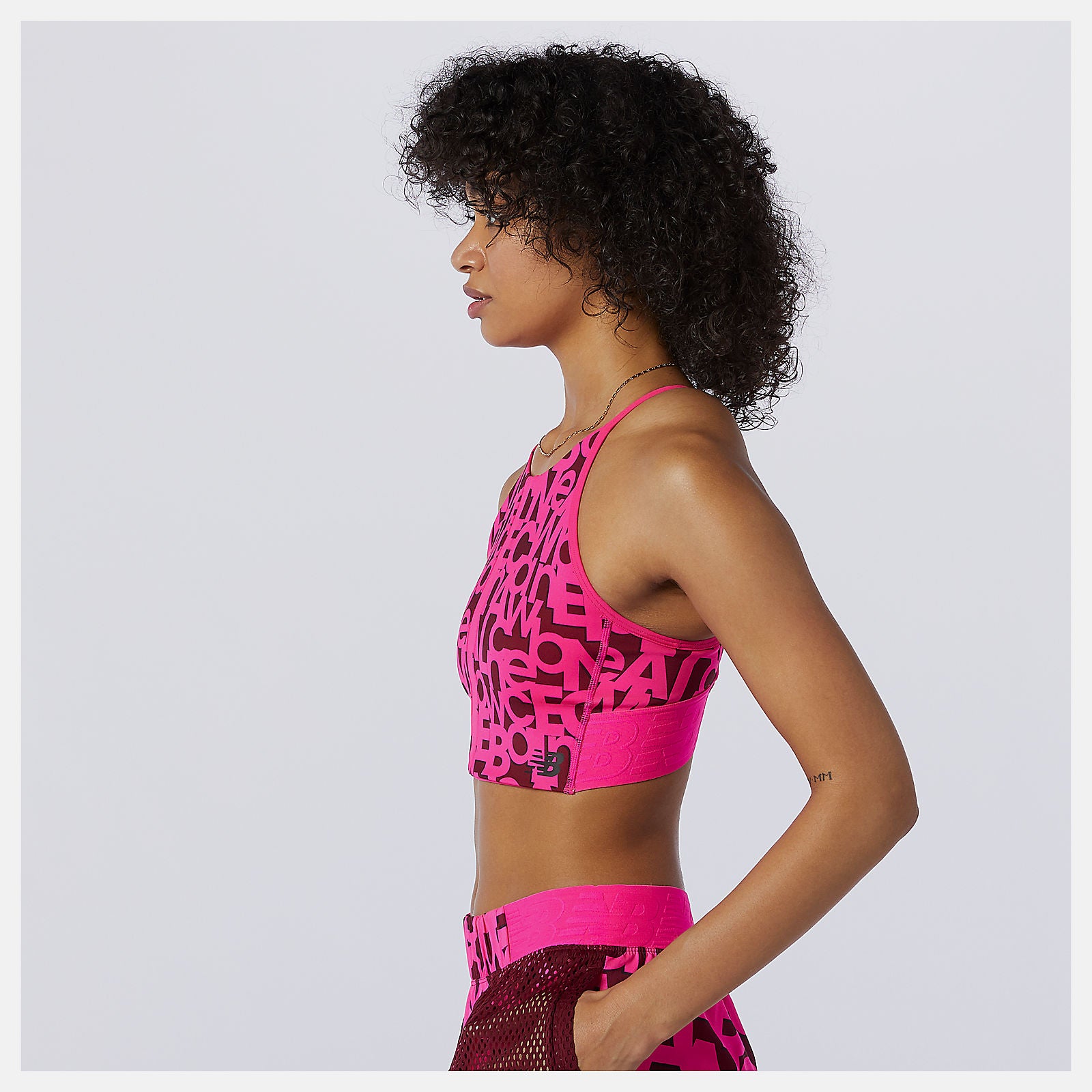 Relentless Printed Crop Top / New Balance Women