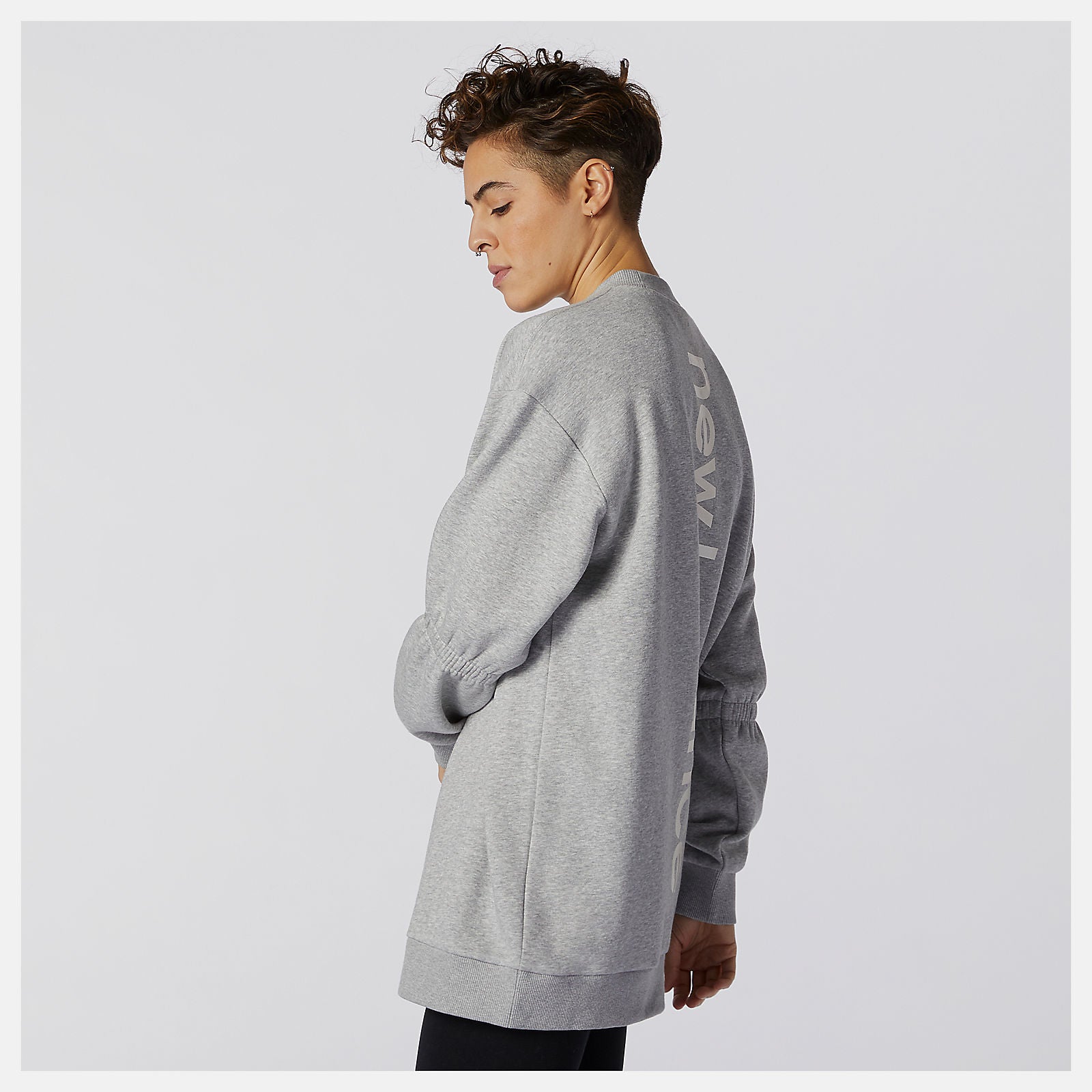 Achiever Crew Sweatshirt / New Balance Women