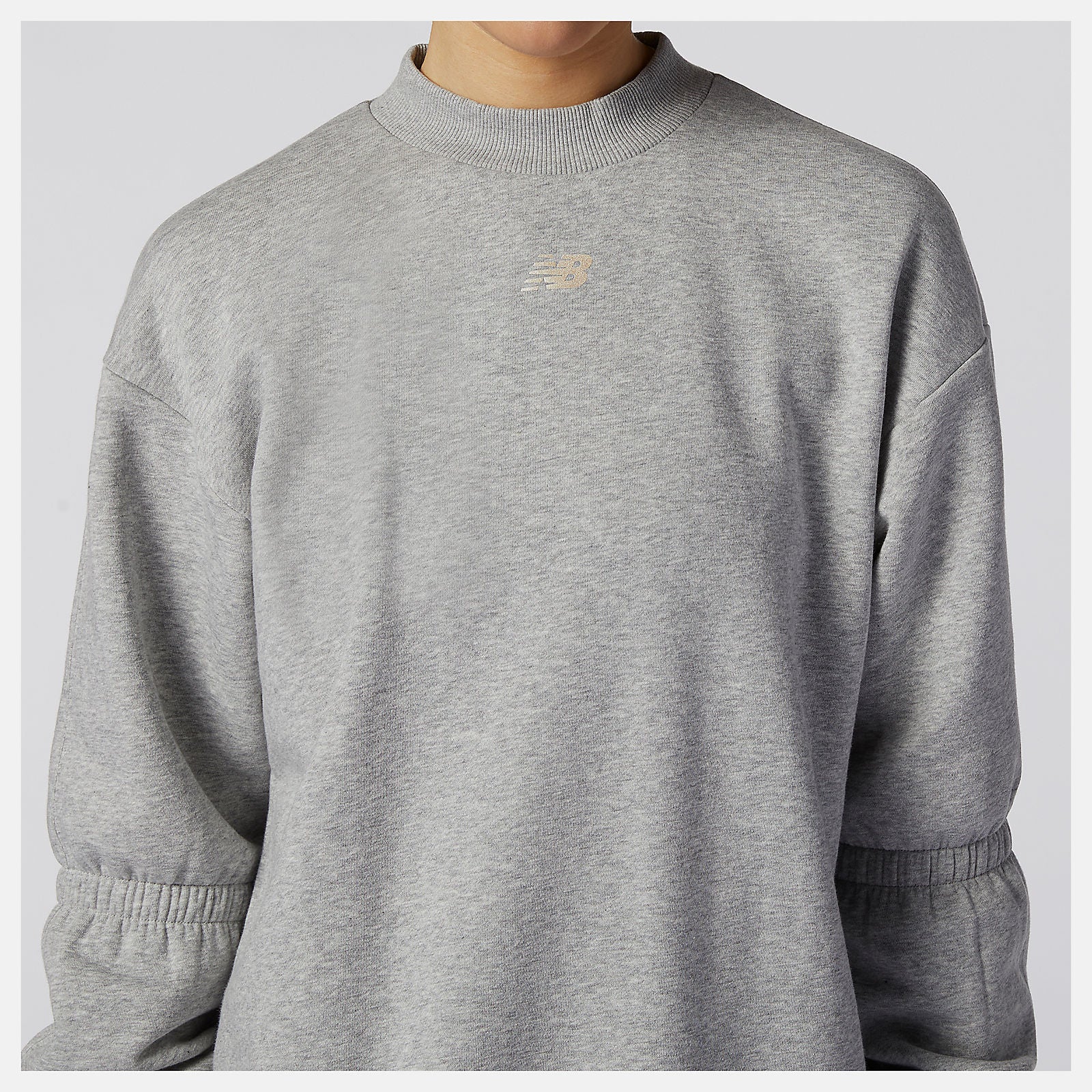 Achiever Crew Sweatshirt / New Balance Women
