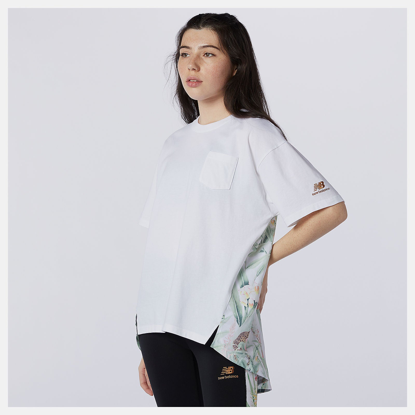 NB Essentials Botanical Knit Woven Mix Tee / New Balance Women