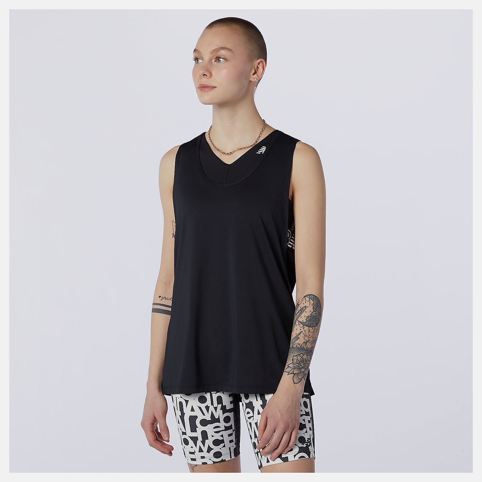 Relentless Sweat Tank / New Balance Women